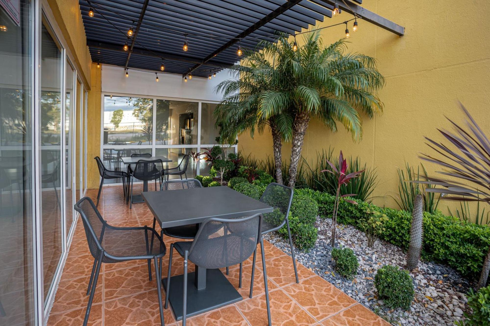 City Express By Marriott Durango Exterior photo